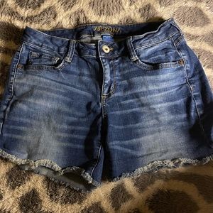arizona blue jean shorts size 9